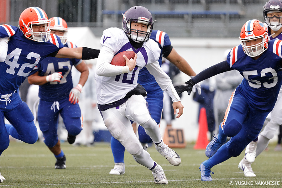 作例1 アメリカンフットボール