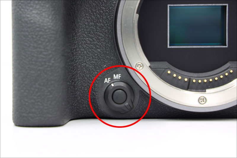 EOS R10 フォーカスモードスイッチ