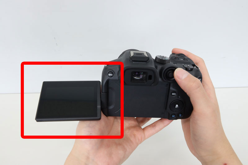 EOS R7 バリアングル液晶モニター