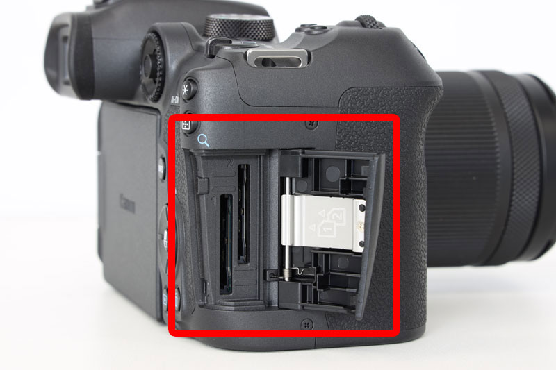 APS-Cサイズセンサー搭載のミラーレスカメラ EOS R7 が登場、一眼レフ 