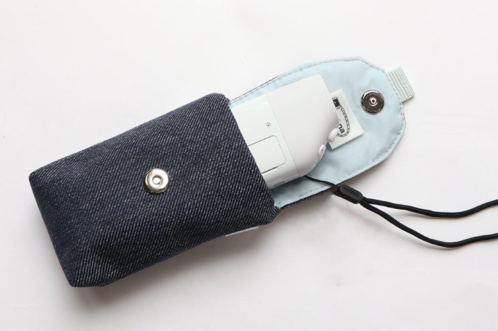 オリジナルポーチは本体がぴったり入る仕様