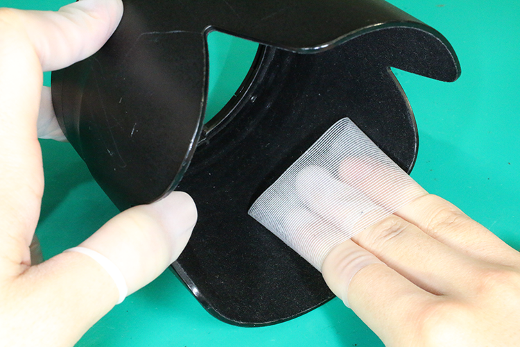 レンズフード清掃には「粘着テープ」がおすすめ!