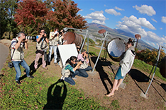 写真:キヤノンフォトクラブ信州ポートレート写真愛好会の様子