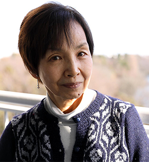 大石芳野
