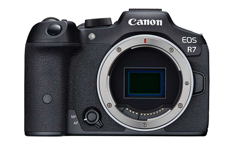 EOS R7