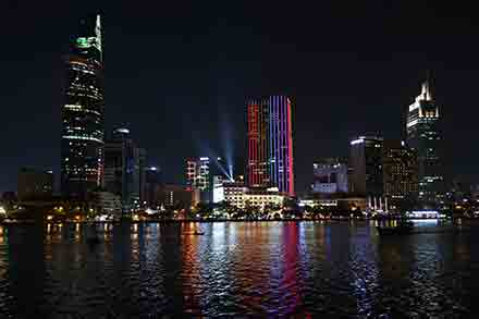 写真:手持ち夜景