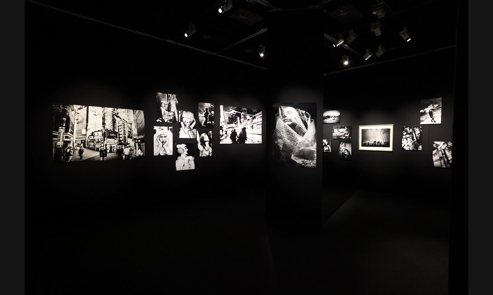 Canon オブジェ写真展出展の副賞です Canon オブジェ写真展出展の副賞です Canon オブジェ写真展出展