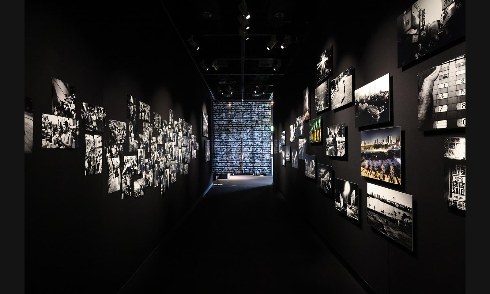 Canon オブジェ写真展出展の副賞です 佐藤健寿 写真展「U.F.O.」が品川で開催。未知のもの/Unknown